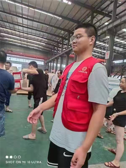 2e77bf74789c4c71b4a9bfdaee2becc1.jpg