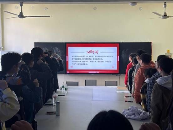 说明: 8e037fbcb23594c0b9d70c372d6ea39