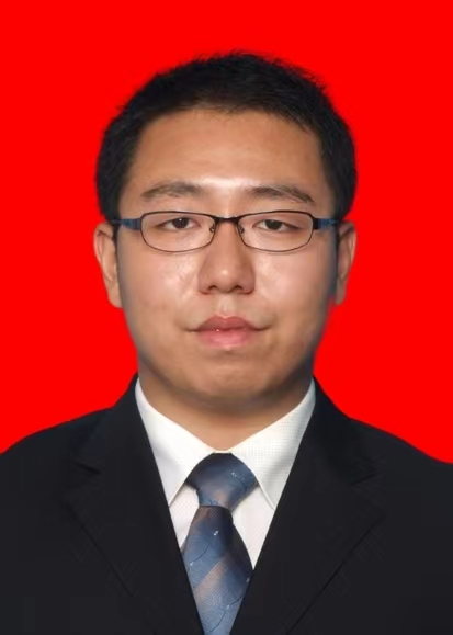 杨平