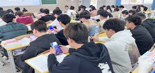 说明: C:\Users\ShuQing\Desktop\临床医学系 国家安全知识活动\2班\微信图片_20240407141842.jpg