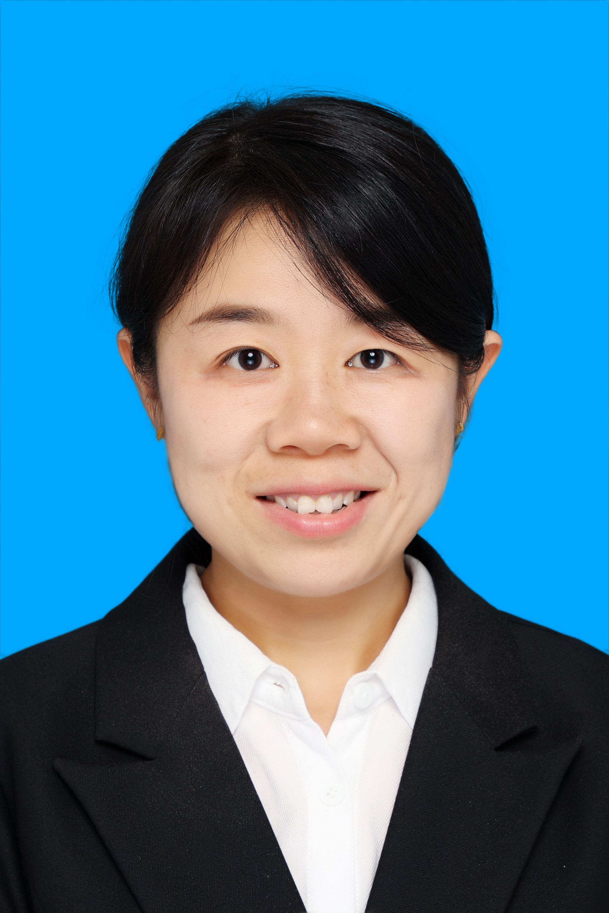 张莉